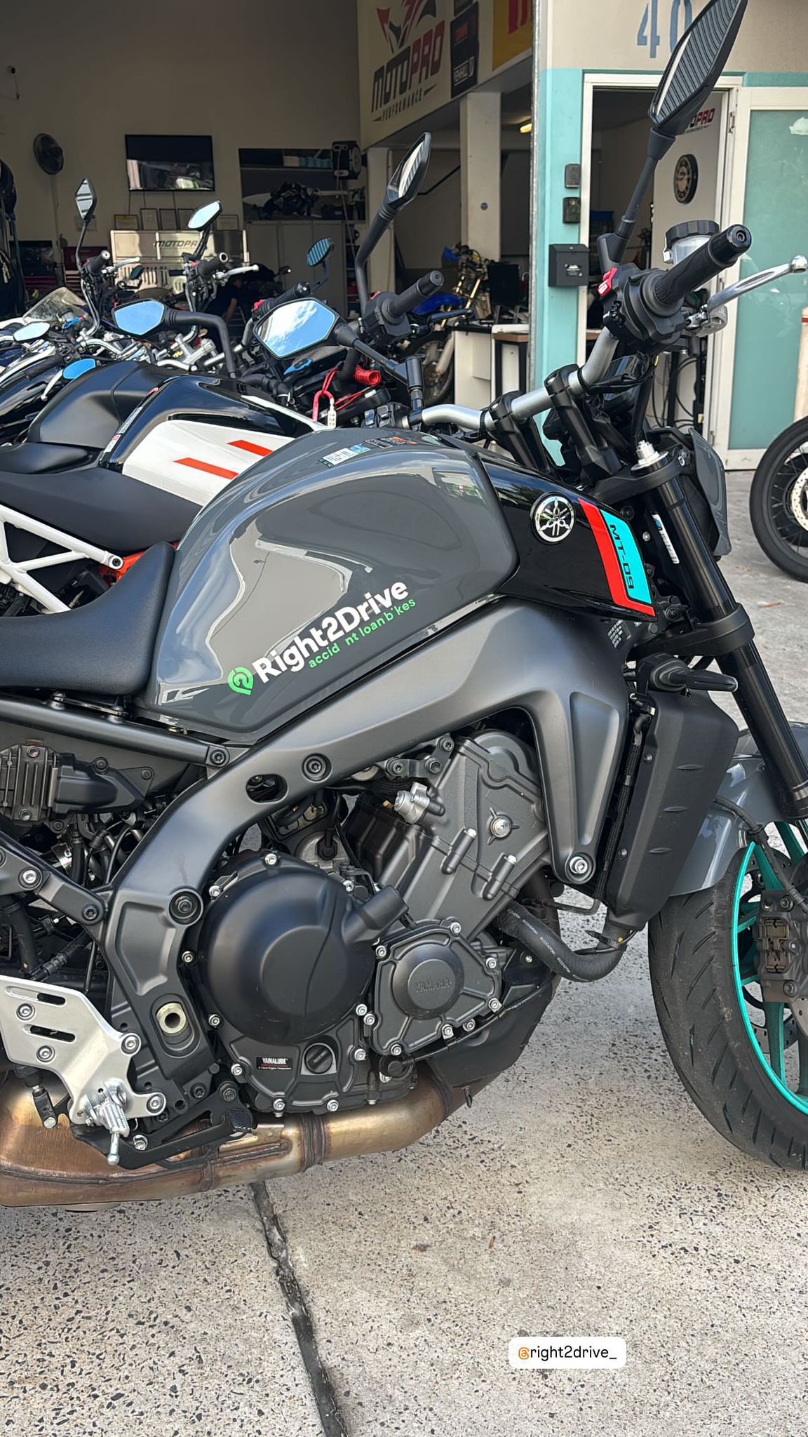 right2drive-loan-motorcycle